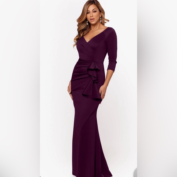 NWT XSCAPE Evenings Lexi Long Sleeve Scuba Ruched Side Dress Plum Petite 14 - Picture 1 of 7